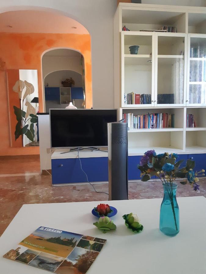 L'Isola Felice Διαμέρισμα Cecina  Εξωτερικό φωτογραφία